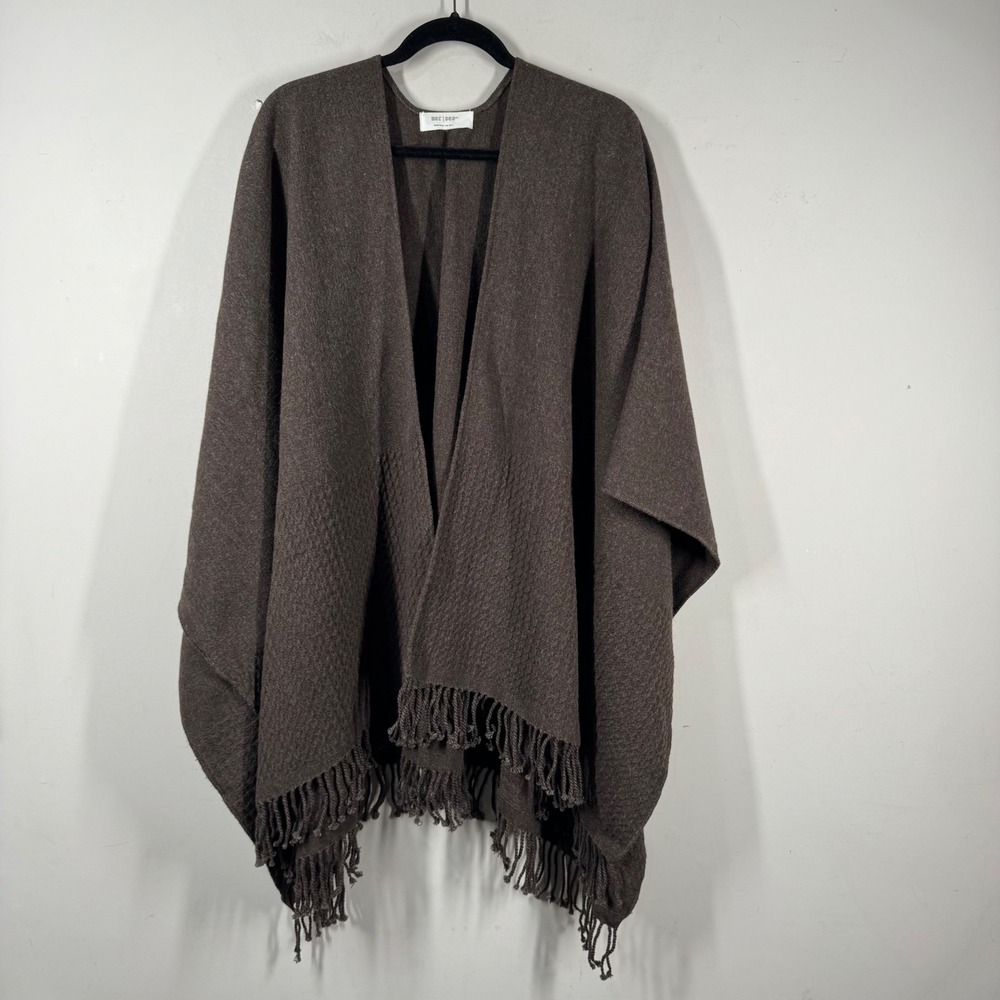 Mer-Sea & Co. Women Classic Travel Wrap Brown Fringe Open Front Knit Poncho OS
